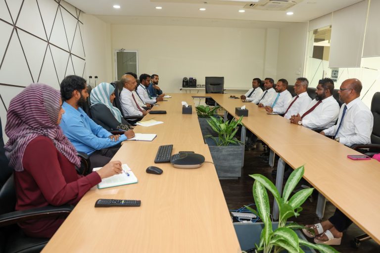 ހުޅުމާލޭގެ މުނިސިޕަލް ޚިދުމަތް ސިޓީ ކައުންސިލަށް ބަދަލުކުރުމުގެ މަޝްވަރާ އަލުން ފަށައިފި