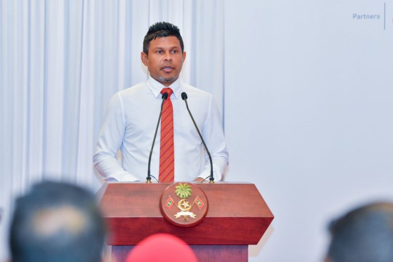 ރައީސް މުއިއްޒުގެ ސަރުކާރަކީ ގާނޫނާ ހިލާފު އެއްވެސް ކަމަކަށް ޖާގަދޭނެ ސަރުކާރެއް ނޫން: ނައިބު ރައީސް