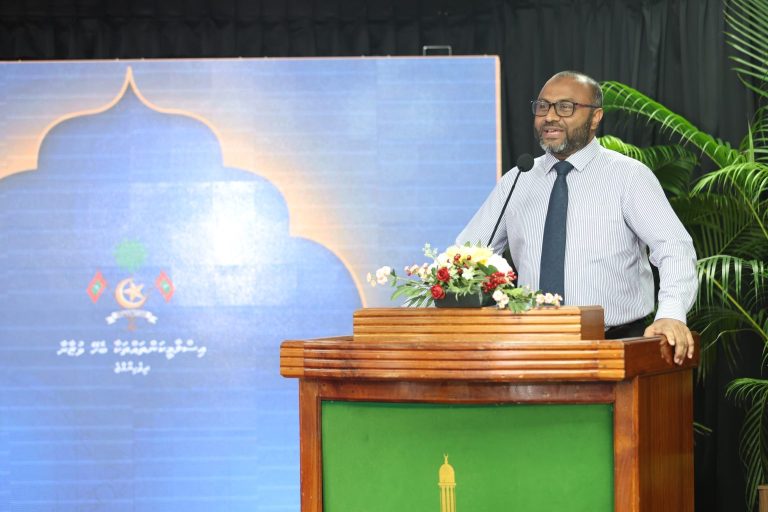 ނޫރުލް އަޛާން މުބާރާތް އަންނަ އަހަރު އިތުރަށް ފުޅާކޮށް ބޮޑުކޮށް ބާއްވާނަން: މިނިސްޓަރު ޝަހީމް