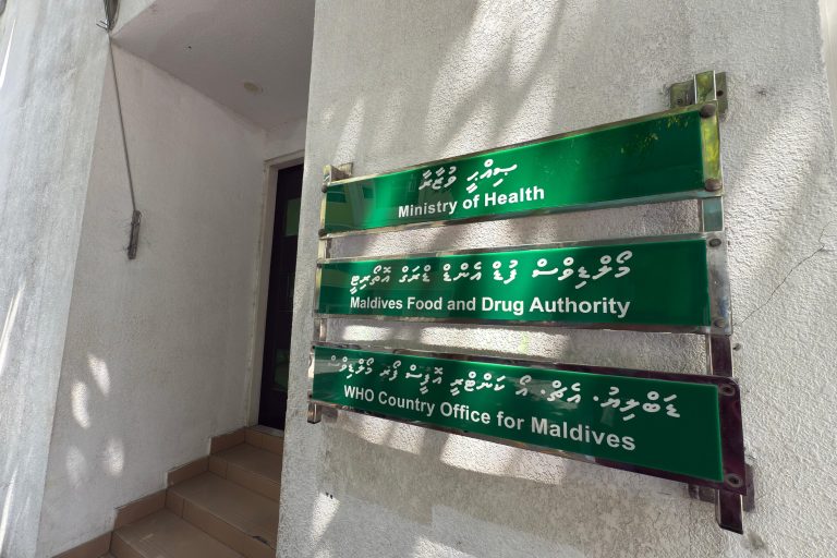 ކާބޯތަކެތީގެ ޚިދުމަތް ދޭ ތަންތަނަށް ނަގާ ފީތައް %50 އަށް ކުޑަކޮށްފި