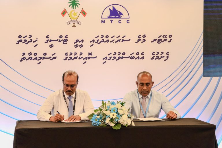 ޓެކްސީ ލައިނަށް އިތުރު ޑްރައިވަރުން ހޯދަން ހޯމަ ދުވަހު ވޯކް-އިން އިންޓަވިއުއެއް!