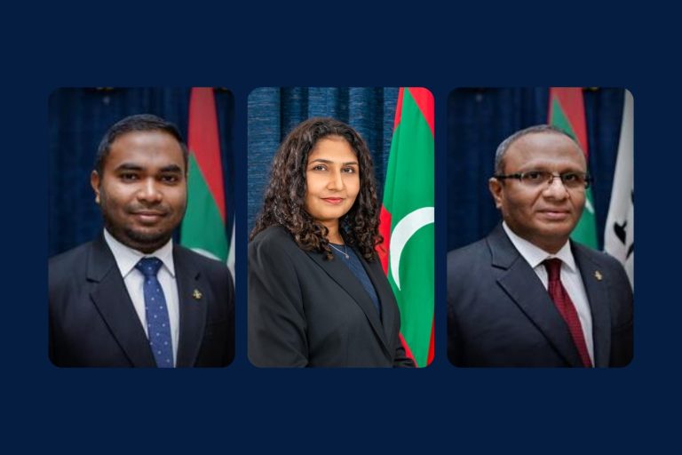 ސުޕްރީމް ކޯޓުގެ ތިން ފަނޑިޔާރަކު ސަސްޕެންޑްކޮށްފި