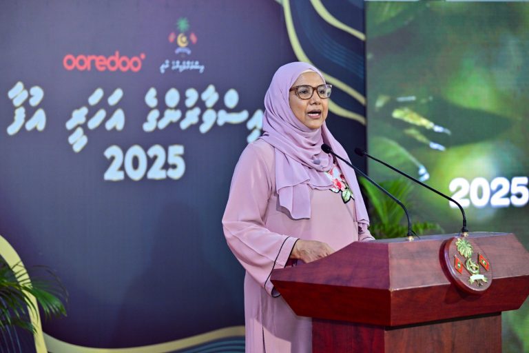 ޒަމާނާއި ދިރިއުޅުމުގެ ވައްޓަފާޅިއަށް އައި ބަދަލާއި އެކު އާއިލީ ގުޅުން ހީނަރު: ފެމިލީ މިނިސްޓަރ