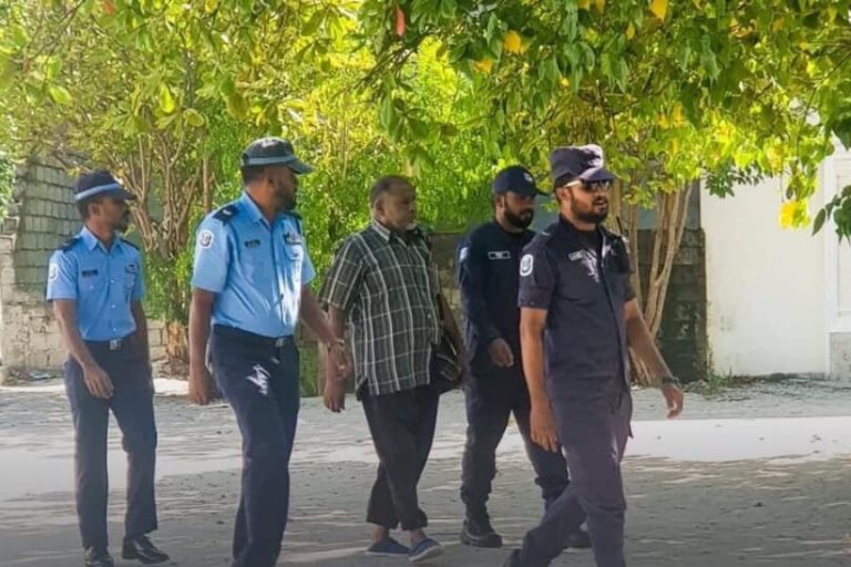 ދެ އަހަރުގެ ކުޑަކުއްޖާއަށް ޖިންސީ ގޯނާކުރި ކާފަ މަރުވެއްޖެ