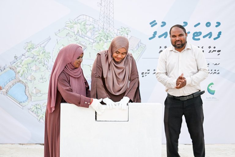 އިހަވަންދޫ ޑަބްލިޔުޑިސީން އަންހެނުންނަށް ހާއްސަ މައިޒާނެއް ހަދައިދެނީ
