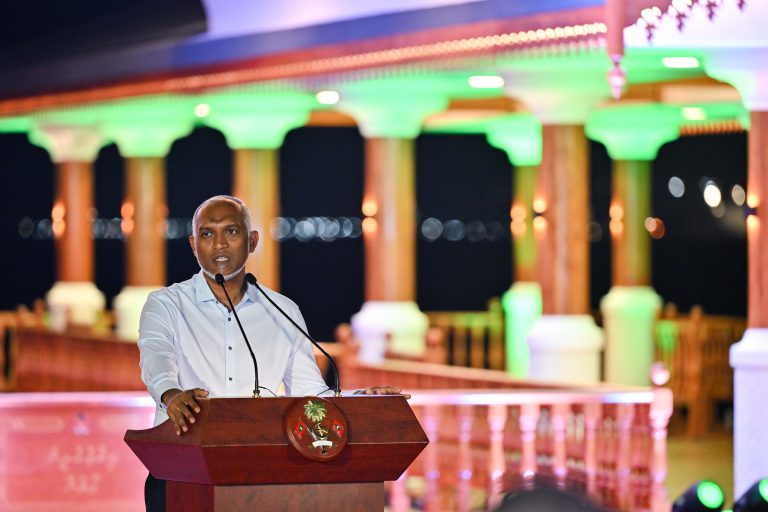 ރޯދަމަހު އަމިއްލަ ނަފްސު އިޞްލާޙްކުރުމުގެ ނިޔަތްގަނެ މަސައްކަތްކުރުމަށް ރައީސް ގެ އިލްތިމާސްއެއް