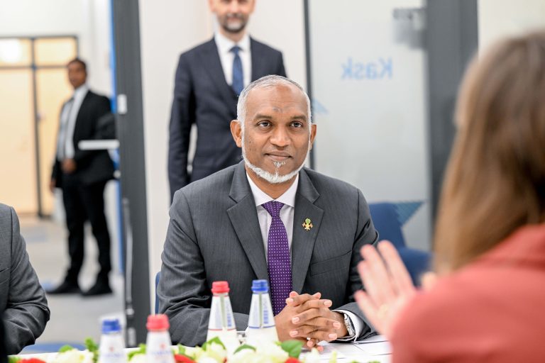 ދެމެހެއްޓެނިވި ގޮތެއްގައި ސާފު ފެން ލިބުން ކަށަވަރުކުރުމަކީ އެންމެ އިސްކަންދޭ އެއް ކަން: ރައީސް