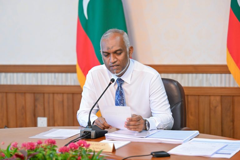 އިމިގްރޭޝަންގެ ހުރިހާ ޚިދުމަތްތެރީންނަށް ރައީސްގެ ޝުކުރު