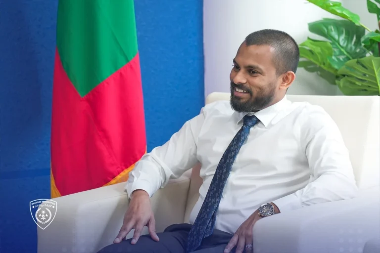 ޝަމްޢާންގެ ބަންދަށް 15 ދުވަސް ޖަހައިފި