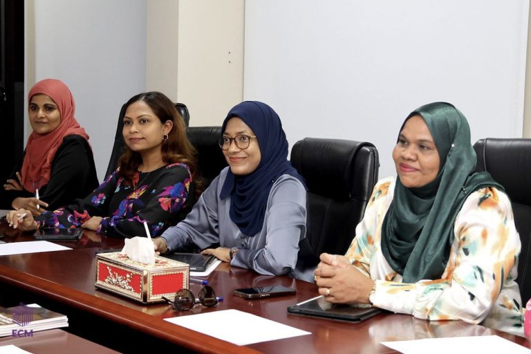އެޗްއާރުސީއެމަށް ޢައްޔަންކުރަން ރައީސް ހުށަހެޅުއްވި ނަންތަކަށް އާންމުންގެ ޚިޔާލު ހޯދަނީ
