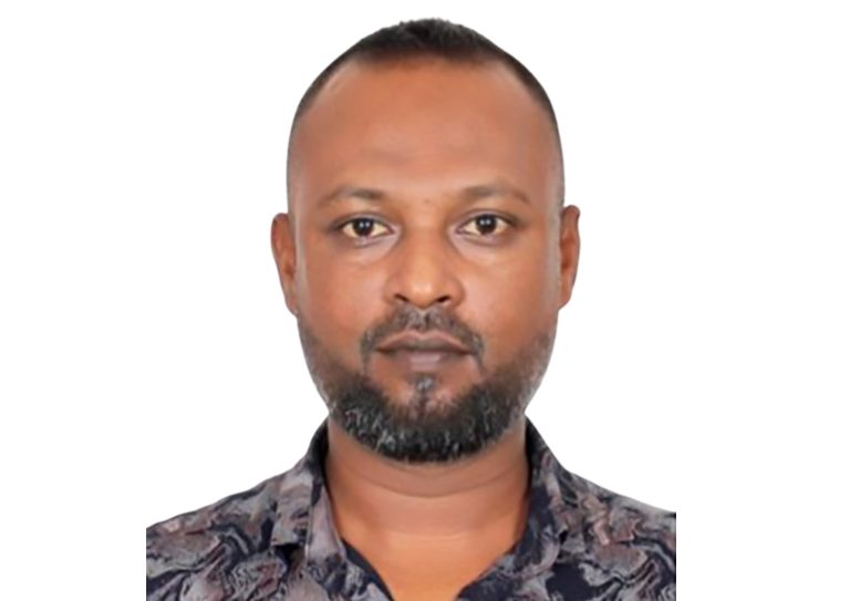 މާލެއިން މީހަކު ގެއްލިގެން ހޯދަނީ