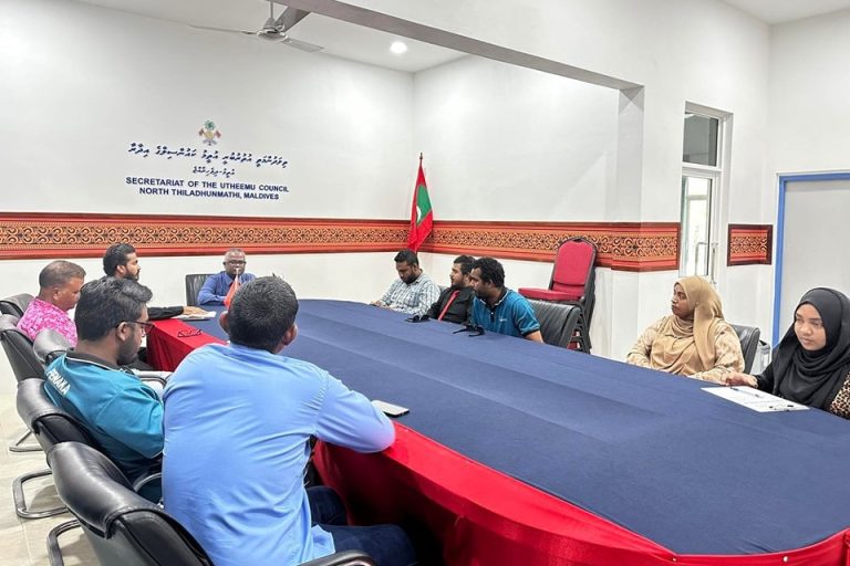 ހަ އަތޮޅެއްގެ ކައުންސިލް އިދާރާގެ މަސައްކަތް ކުރާނެ ފަރާތްތައް ހޯދުމަށް އަންގައިފި: އާދަމް ޝަރީފް