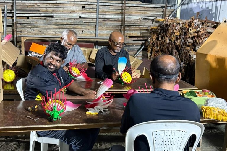 ހުވަދުއަތޮޅުގެ ރަށްތައްވެސް ދިއްލުމުގެ މަސައްކަތް ފަށައިފި