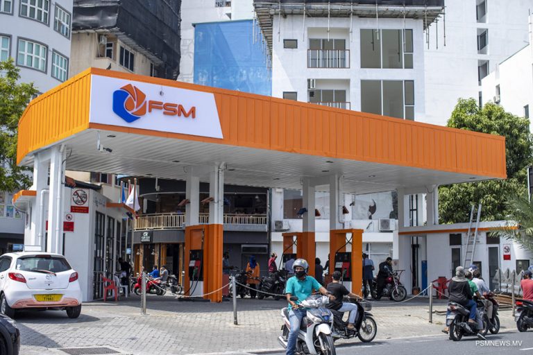 އެސްޓީއޯއިން ޕެޓްރޯލްގެ އަގުން 48 ލާރި ކުޑަކޮށްފި