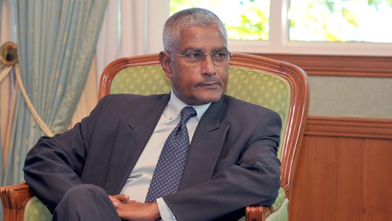 ޒަކީގެ ޕާސްޕޯޓް ކެންސަލް ކުރަން ސިވިލް ކޯޓުން ނެރުނު އަމުރު ބާތިލް ކޮށްފި