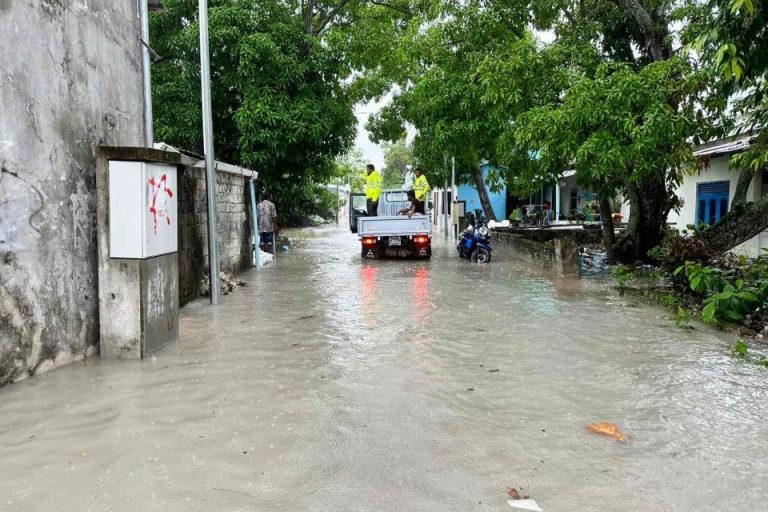 މޫސުން ގޯސްވެ، ދެކުނުގެ ހަތަރު އަތޮޅަށް ހުދު ސަމާލު ނެރެފި
