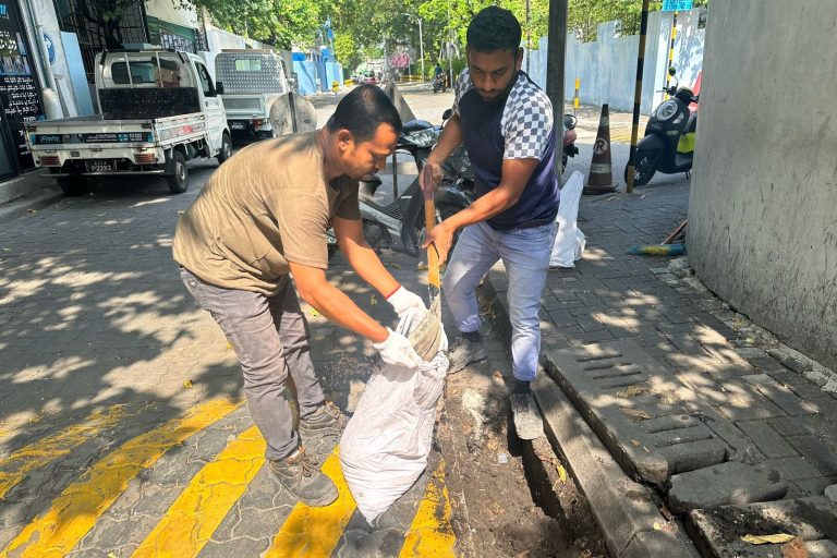 މާލޭ މަގުތަކުގެ ކާނު ސާފު ކުރުމުގެ 60 އިންސައްތަ މަސައްކަތް ނިމިއްޖެ: އާޒިމް