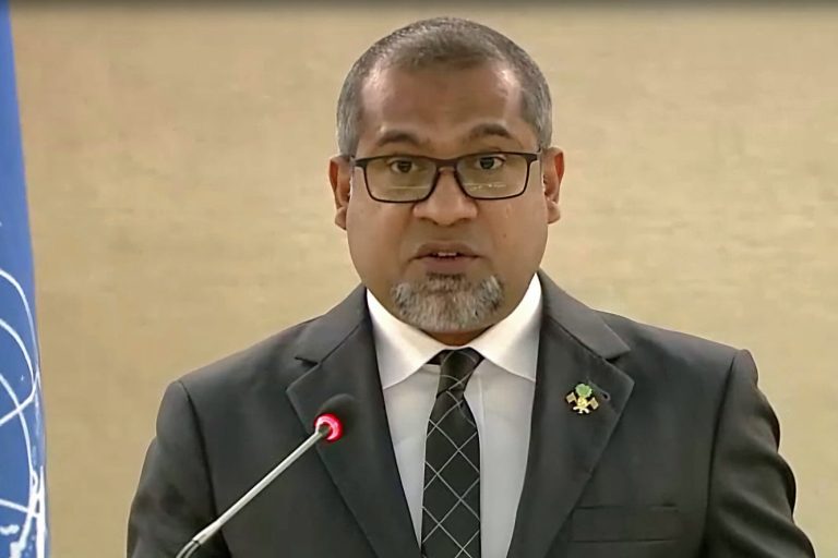 އިޒްރޭލްގެ ޕާސްޕޯޓް މަނާކުރެވޭނީ ގާނޫނަށް ހުށަހަޅާފައިވާ އިސްލާހު ފާސްކޮށްގެން: ފޮރިން މިނިސްޓަރ