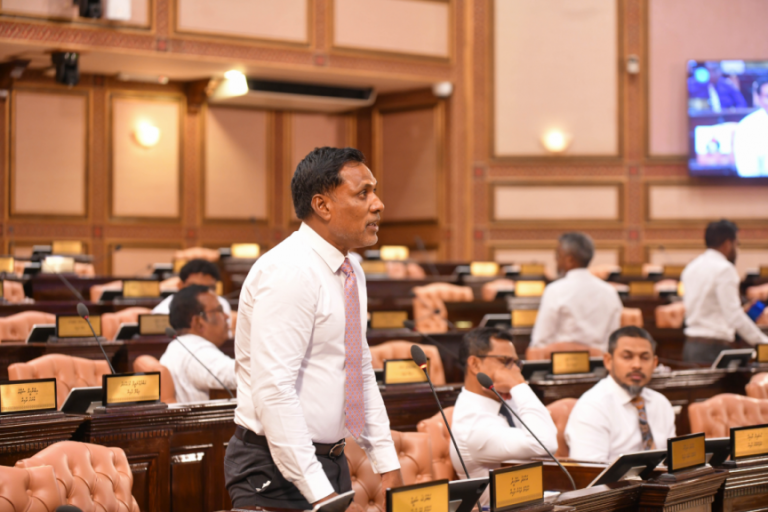 އަދުލު އިންސާފަށް ނުފޫޒު ފޯރުވާކަމަށް ބުނެ ހުށަހެޅި ކުއްލި މައްސަލަ ބޭރުކޮށްލައިފި