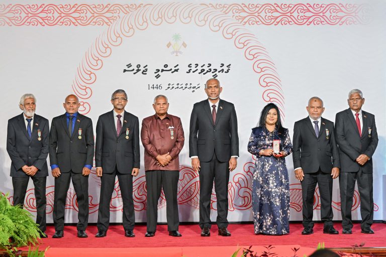 ޤައުމީ އިނާމަށް ނަން ހުށަހެޅުމުގެ ފުރުޞަތު އަންނަ އާދީއްތަ ދުވަހު ހުޅުވާލަނީ