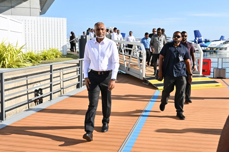 ރަސްމީ ދަތުރުފުޅެއްގައި ރައީސް މެލޭޝިއާއަށް ވަޑައިގަންނަވަނީ