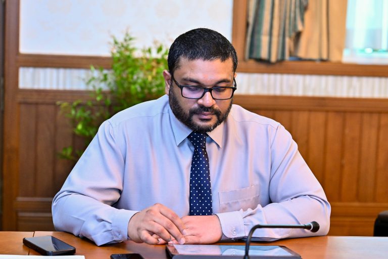 ތުރުކީން ހަދިޔާކުރި އުޅަނދު ރާއްޖެ ގެނެސް އޮޕަރޭޓް ކުރުމަށް ސިފައިން ދަނީ ތުރުކީގައި ތަމްރީންވަމުން: ދިފާޢީ ވުޒާރާ