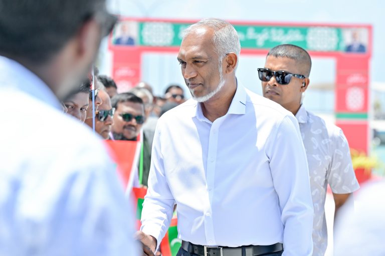 ޤައުމެއްގެ ގޮތުގައި ދިވެހީންނަށް ތިބެވޭނީ އާސާރުތައް ހިމާޔަތްކޮށްގެން: ރައީސް