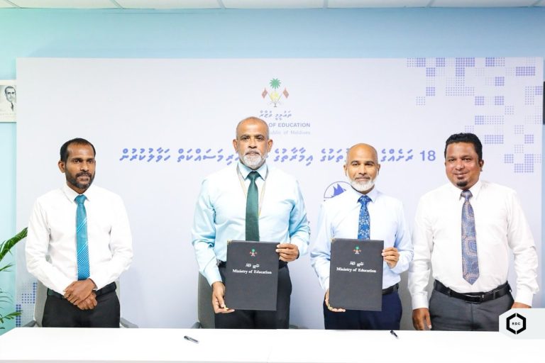 މާޅޮސް އަދި ފެންފުށީ ސްކޫލްގެ ނުނިމި ހުރި މަސައްކަތްތައް އާރުޑީސީއާ ހަވާލުކޮށްފި