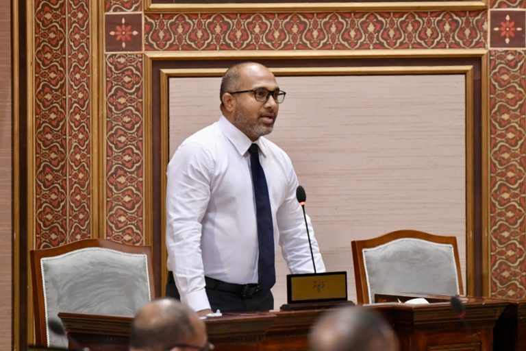 ނުފޫޒު ފޯރުވިނަމަ ޕީއެންސީގައި ތިބޭނީ 90،000 މެންބަރުންނެއް ނޫން: އިޙްސާން