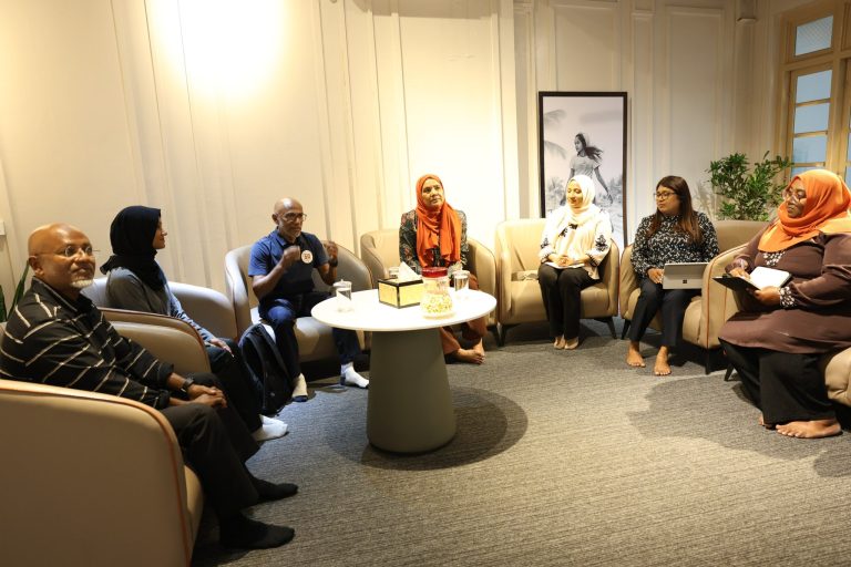 މާލޭގެ އިސްރަށްވެހިންނަށް ޓޭބަލް ޓެނިސް ކުޅެވޭނެ އިންތިޒާމު ހަމަޖެއްސުމަށް މަޝްވަރާކޮށްފި
