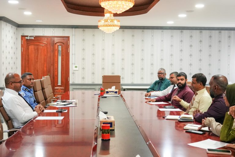 ދުންފަތް ކޮންޓްރޯލް ކުރުމުގެ ޤާނޫނުތައް ތަންފީޒުކުރުން ހަރުދަނާ ކުރުމަށް މަޝްވަރާކޮށްފި