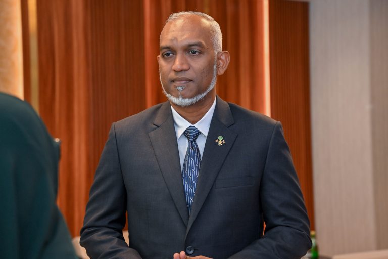 މެލެޝިޔާ ދަތުރުން ވިޔަފާރީގެ ދާއިރާއިން ފުރުޞަތު ހުޅުވިގެންދާނެ: ރައީސް