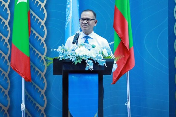 ހުޅުދުއްފާރަކީ މީހުން ހިޖުރަކުރި ރަށްތަކުގެ ތެރެއިން ވަރަށް ނަމޫނާ ރަށެއް: ވަޒީރު އާދަމް ޝަރީފު