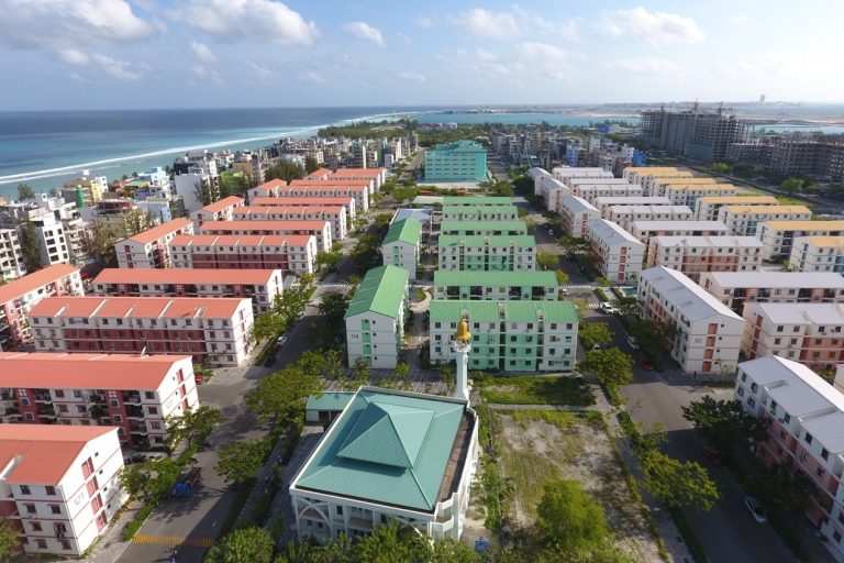 57 ރަށެއްގައި ހައުސިންގ ޔުނިޓް އަޅައިދޭނެ ބަޔަކު ހޯދަނީ
