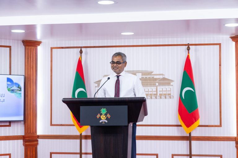 ޝަންގްރިލާ އަކީ އައްޑޫގެ އިޤުތިޞާދަށް ވަރަށް މުހިންމު ރިސޯޓެއް: ވަޒީރު ޠާރިޤް