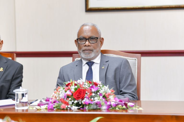 އިޒްރޭލުގެ ހައްދެއްނެތް އަނިޔާވެރިކަން ނިމުމަކަށް ގެންނަން ފިޔަވަޅު އަޅަން މަޖިލިސްރައީސް ގޮވާލައްވައިފި