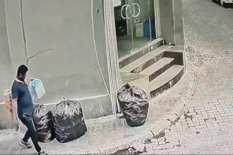 ގަވައިދާ ހިލާފަށް މަގުމަތީގައި ކުނި ބަހައްޓަމުންދާ މީހަކު ހޯދަނީ