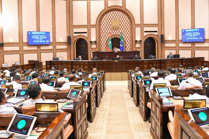 2027ގެ ކުރިން ހުރިހާ ރަށެއްގައި ފެނާއި ނަރުދަމާ ޤާއިމުކުރުން ލާޒިމްކުރާ ބިލު ފާސްކޮށްފި