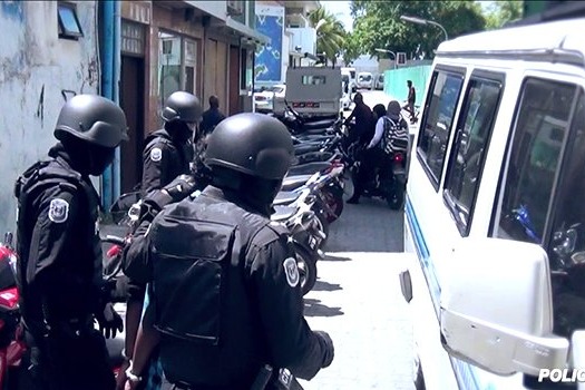 14 އަހަރުގެ ކުއްޖަކަށް ޖިންސީ ގޯނާކުރި މައްސަލައެއްގެ ތަހުގީގު ކުރިއަށްދާކަމަށް ފުލުހުން ބުނެފި