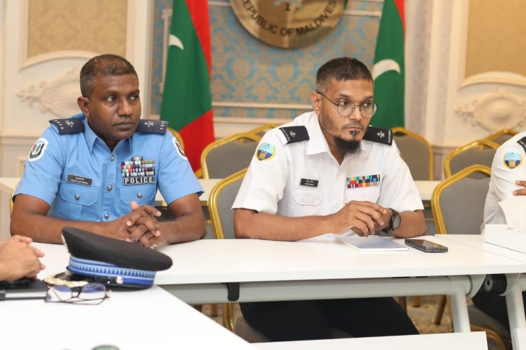 ދުންފަތާ ގުޅޭ ގާނޫނުތައް ތަންފީޒުކުރަން ބޮޑު އިންސްޕެކްޝަނެއް ފަށައިފި