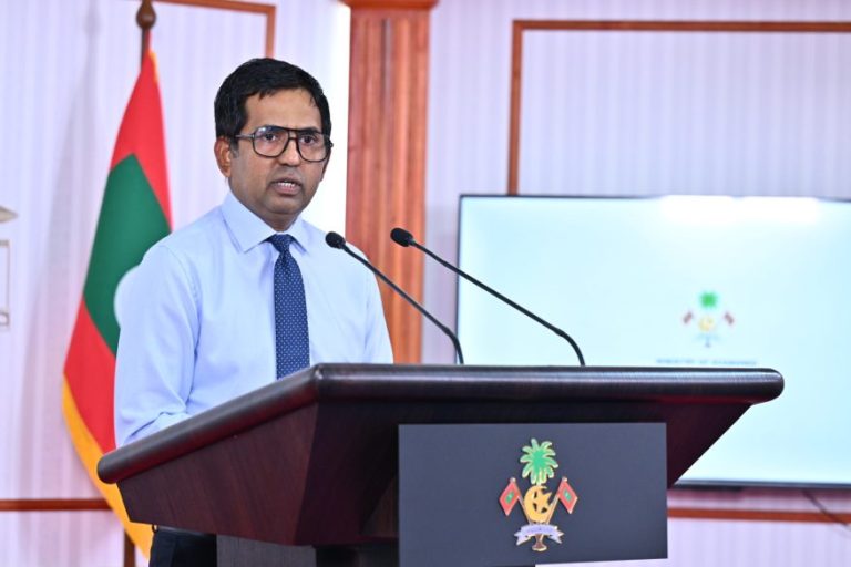 ސަރުކާރުން ގެންދާ މަޝްރޫއުތަކުން އަމިއްލަ ކުންފުނިތައް ބާކީ ނުކުރާނެ؛ ވަޒީރު ސައީދު