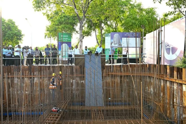 ފެނިގެން މިދަނީ ވަޤުފު މަޝްރޫތަކަށް ރައީސް ދެއްވާ އަހައްމިއްޔަތުކަން: ޝަހީމް