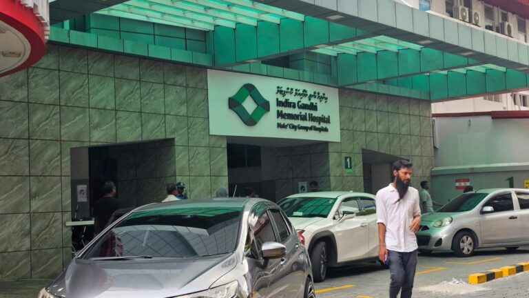 ދ ވާނީގައި ފުލުހުންގެ ތަމްރީނު ހަދަމުން ދަނިކޮށް ހާލުދެރަވި ޒުވާނާ ނިޔާވެއްޖެ