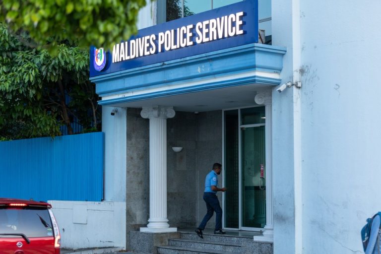 ތެރަޕީނަގަން ދިޔަ ހާއްސައެހީއަށް ބޭނުންވާ ކުއްޖަކަށް އަނިޔާކުރި މައްސަލައިގަ ދެމީހަކު ހައްޔަރުކޮށްފި