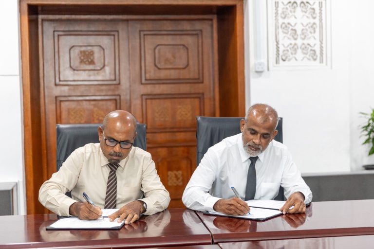 އޭދަފުށި މަގުތައް ތަރައްޤީކުރަން އާރުޑީސީ އާއި ހަވާލުކޮށްފި