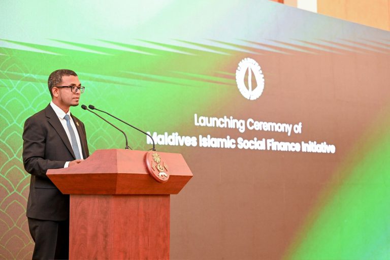 އަމާޒަކީ ކޮންމެ ފަރުދަކީ އިޤްތިޞާދުގައި ބައިވެރިވުން އޮންނަ މީހަކަށް ހެދުން: ގަވަރނަރ