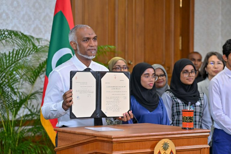 ދުންފަތުގެ ވިޔަފާރީއަކީ މި ޤައުމުގައި އަޅުގަނޑު ތަރުހީބު ދޭނެ ވިޔަފާރިއެއް ނޫން: ރައީސް