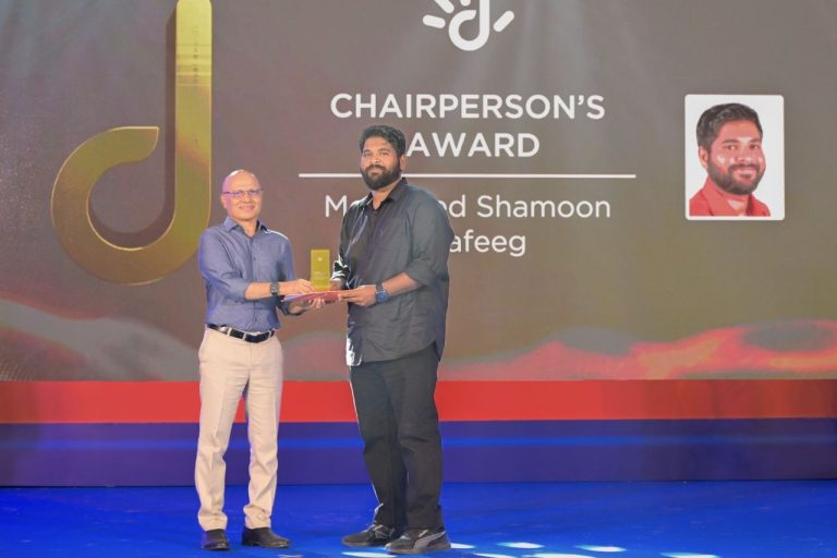 ދިރާގުގެ އަހަރީ އެވޯޑް ދިނުމުގެ ހަފުލާ ބާއްވައިފި