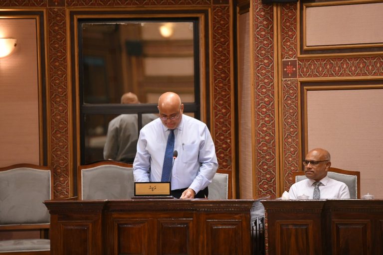 ސްޓޫޑެންޓް ލޯނު ދައްކާ ދަރިވަރުން މަދު: ހައިދަރު