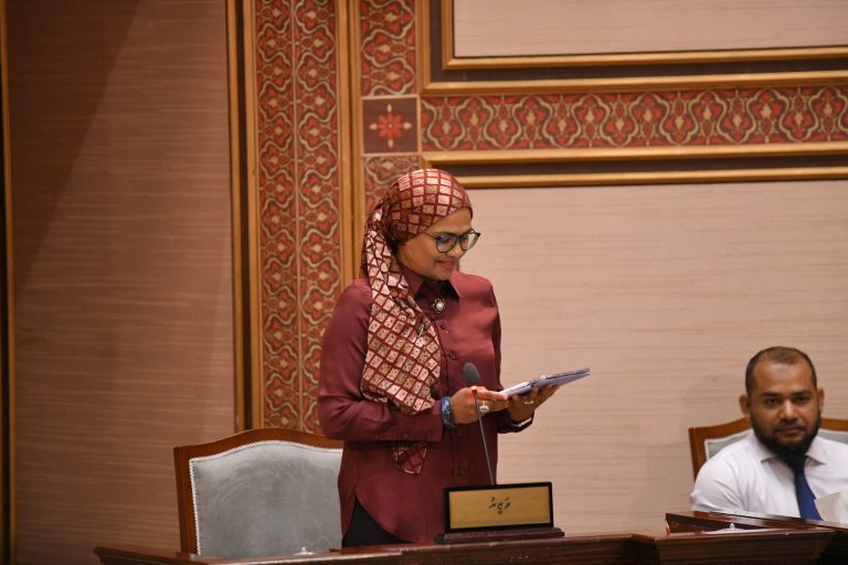 ކާޅާއި ވާލާއެކީ އުޅެން އަޅުގަނޑުމެން ހަގީގަތުގައި ދަސްކުރަންޖެހޭ: މާރިޔާ